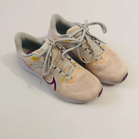 Nike Womens Air Zoom Pegasus 40 Running Shoes size 6.5 - Picture 3 of 9